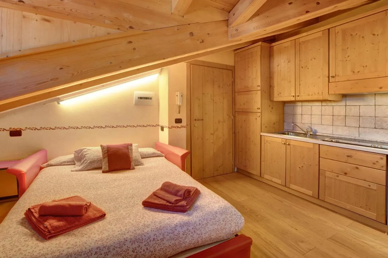 Baita Dei Ski App 5 Livigno Apartment